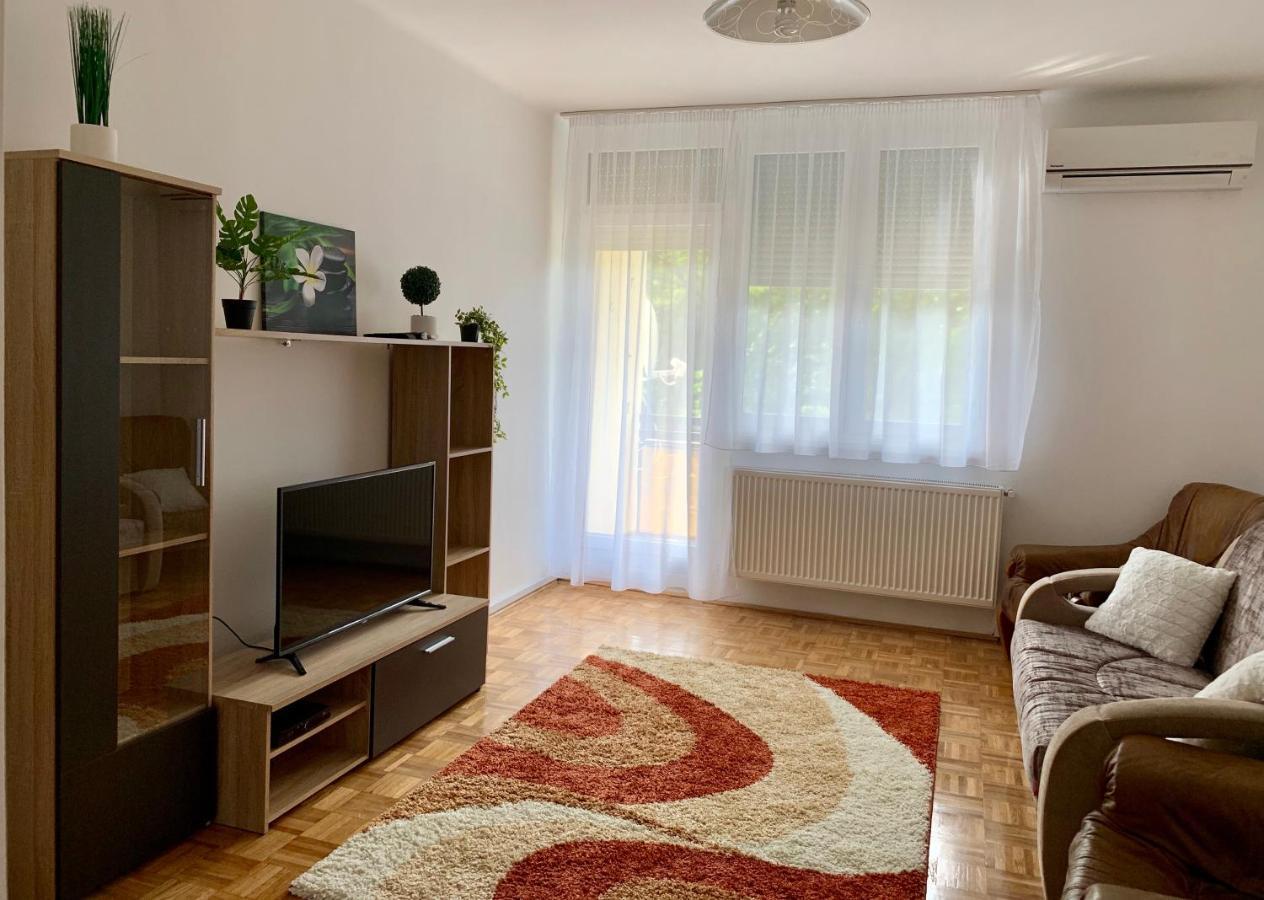 Anita Apartman Хайдусобосло Экстерьер фото